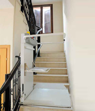 Platform Stairlift Slim